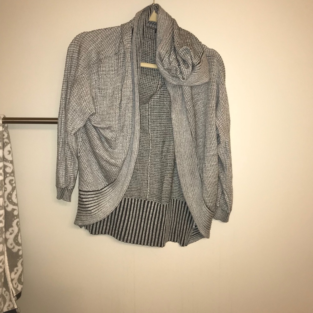Express hooded cardi